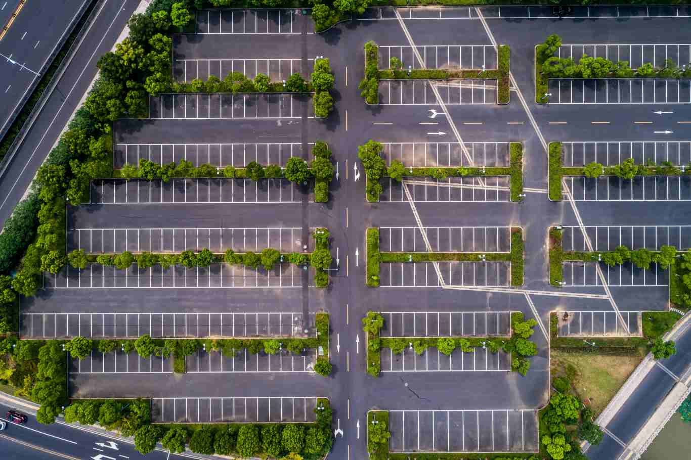 3 lentile de cameră esențiale pentru sistemele inteligente de supraveghere a parcărilor